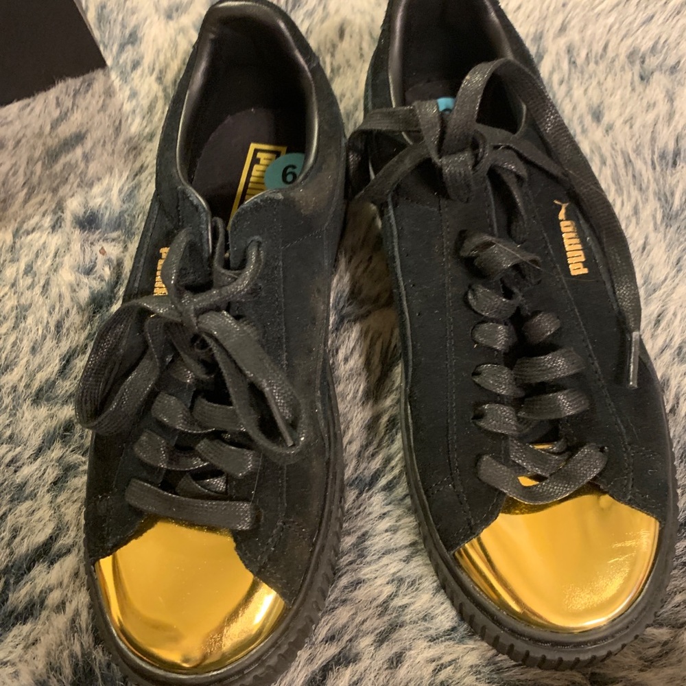 Puma shoes
